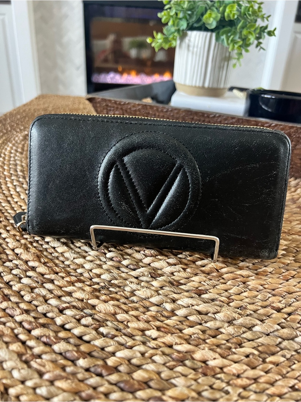 Valentino by Mario Valentino Black Leather Zip Continental Wallet
